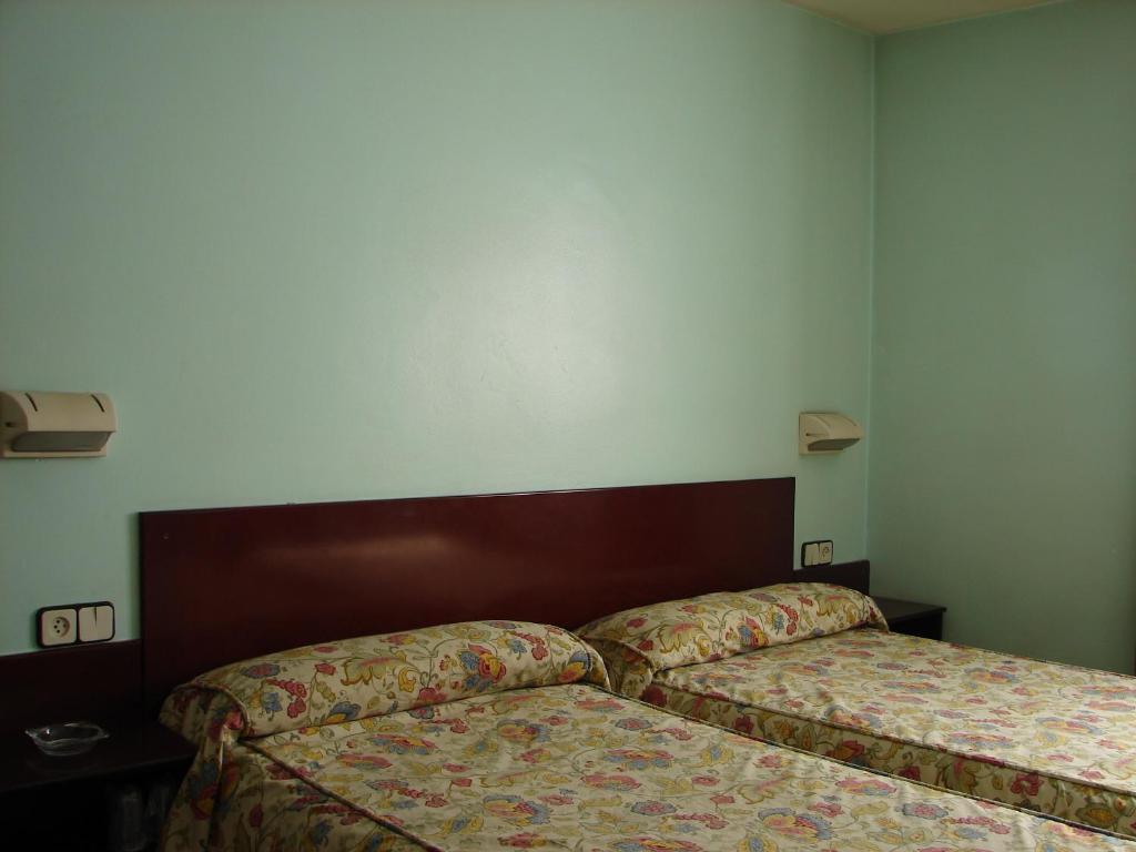 Hostal Del Ripolles Стая снимка